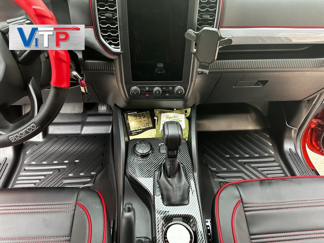 Thảm Sàn ViTP Nhựa Đúc Khuôn Tràn Viền Bậc Cửa Ford Raptor