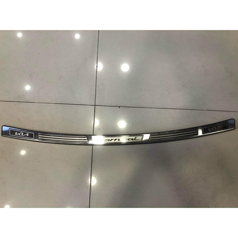 Nẹp Chống Trầy Cốp Ngoài Cao Cấp Dành Cho Xe KIA CARNIVAL 2022 Chất Liệu Inox