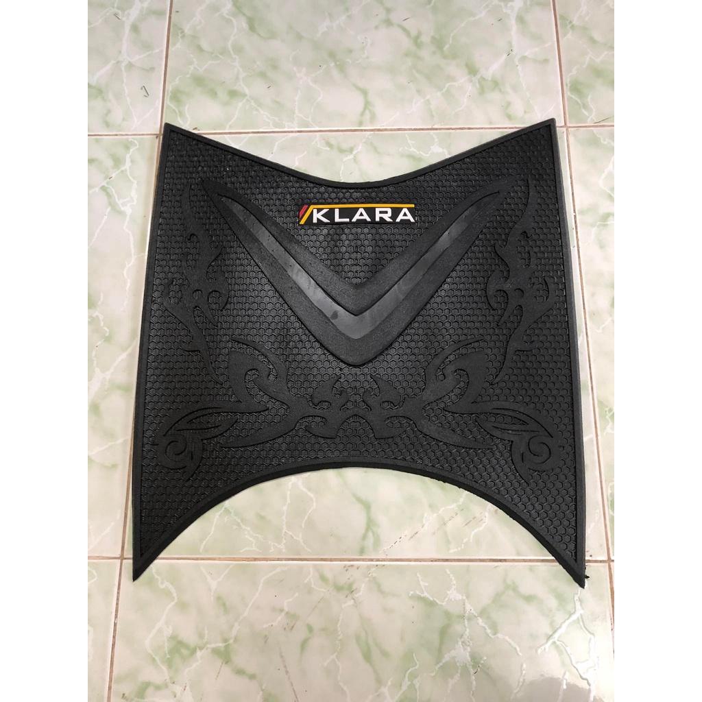 Lót Chân Cao Su Xe Điện Klara - 1 Cái