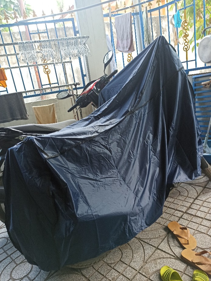 Áo bạt phủ trùm xe máy loại Dầy chống thấm nước tuyệt đối (Giao xanh đen)