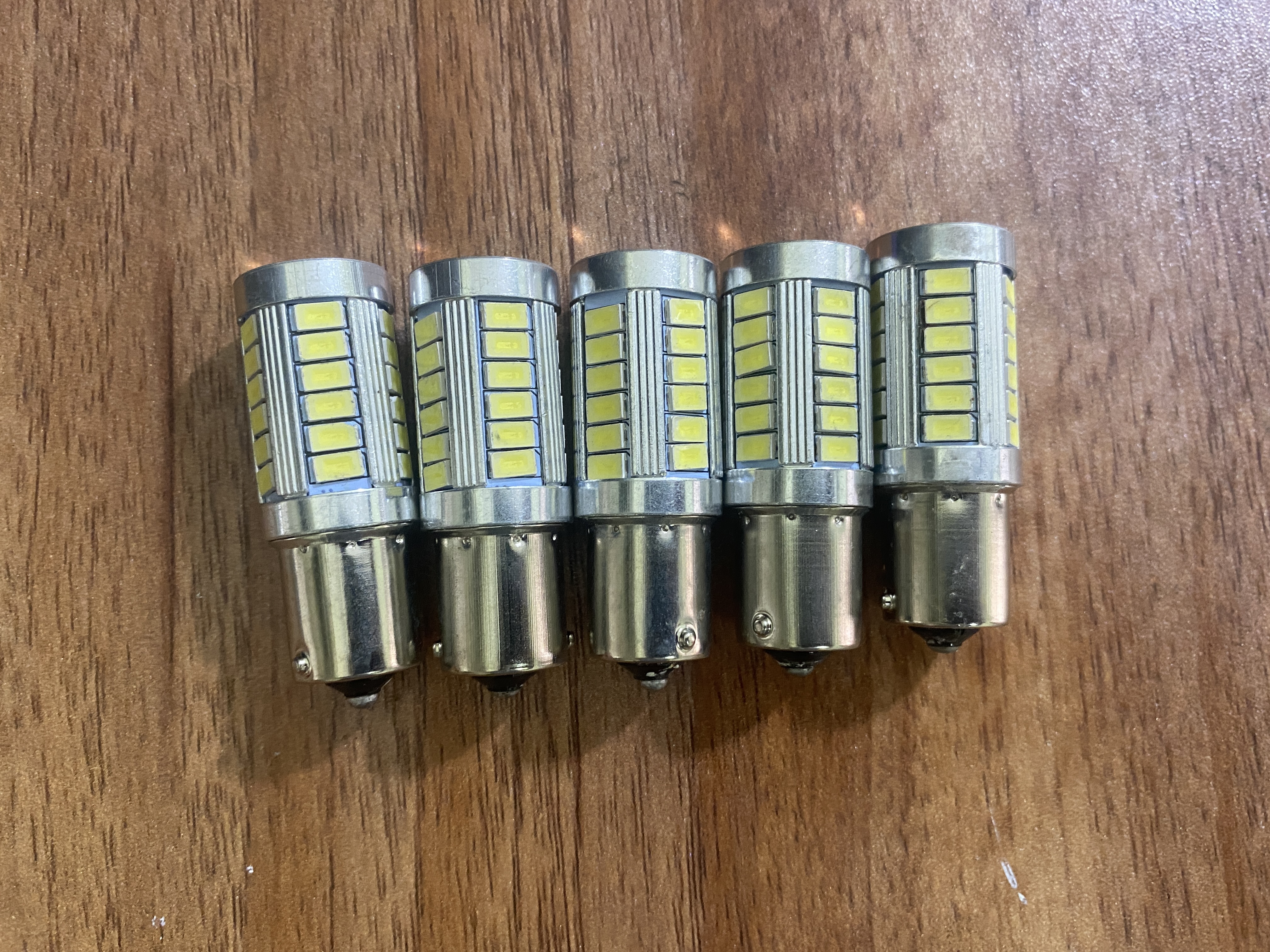 Bóng đèn Led trần xe Transit