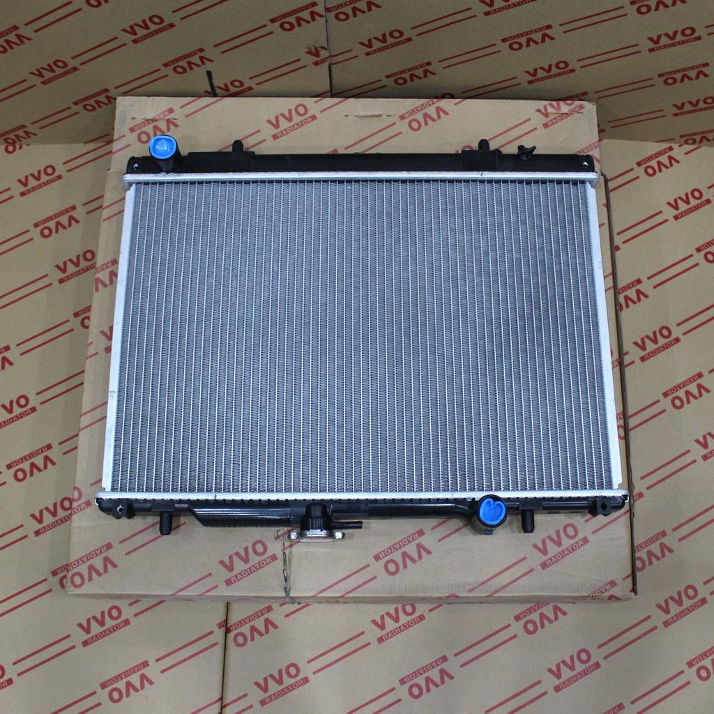 Két nước Nissan Navara, 2010-2014, số tự động