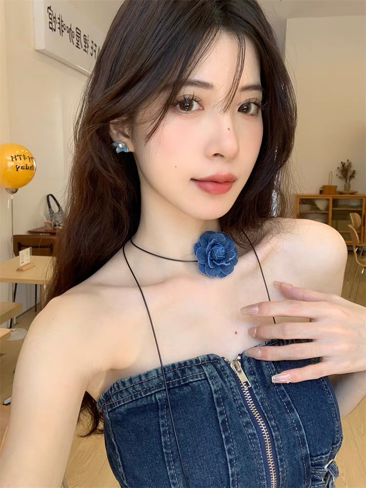 Vòng cổ chocker hoa jean cột nơ hottrend