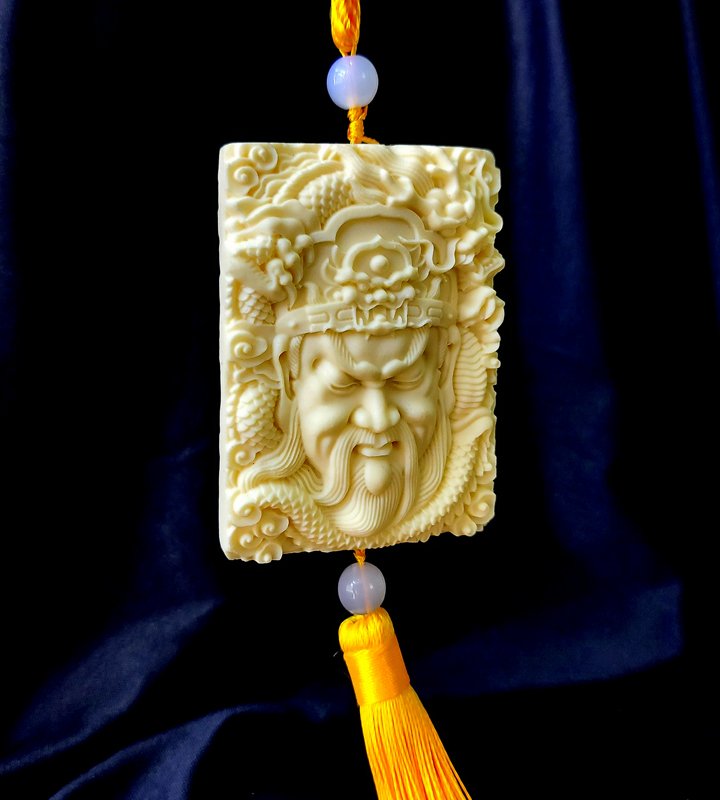 Dây treo phong thủy Quan công bằng Hạt Tagua - MV01