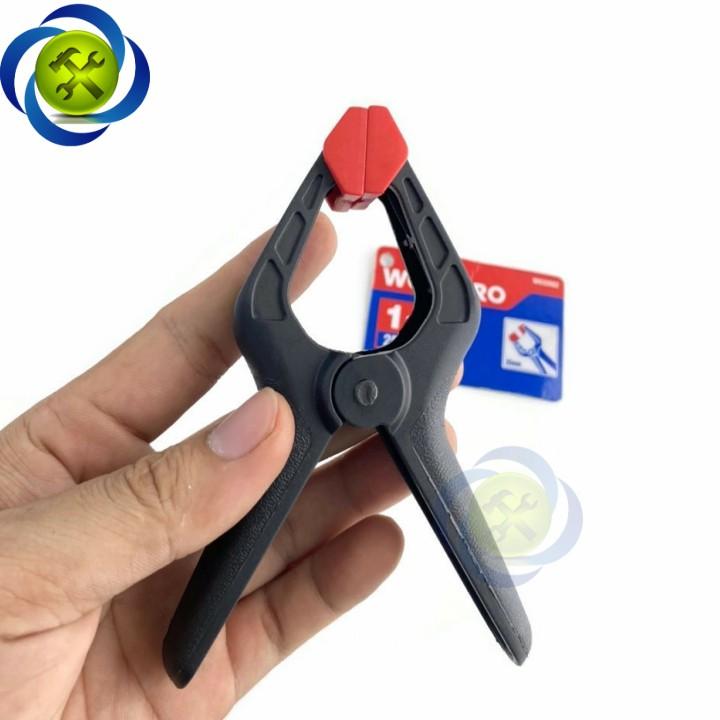 Kẹp nhựa Workpro W032002 miệng kẹp mở rộng 25mm màu đen
