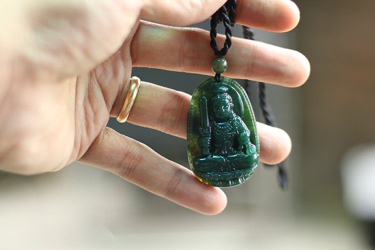 Mặt Dây Chuyền Bất Động Minh Vương Đá Chalcedony Ngọc Quý Gemstones MD19