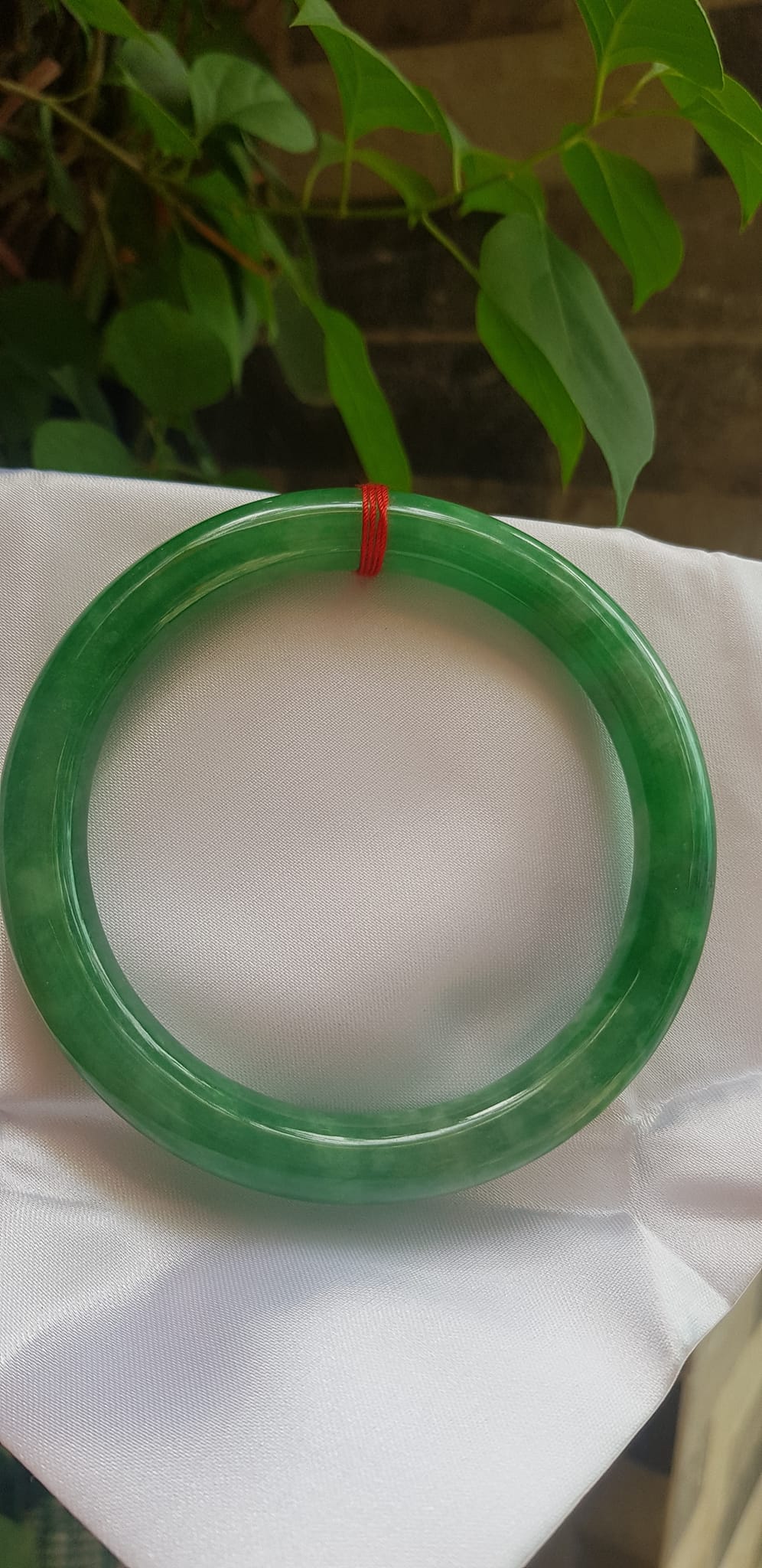 Vòng tay Nam Nữ đá Cẩm Thạch Đậu Lý QC size lớn 64mm x cọng 10mm Vòng màu xanh đậu lý bông bóng đẹp Anh Chị tay to Cân Nặng 73kg- 85kg đeo ạ