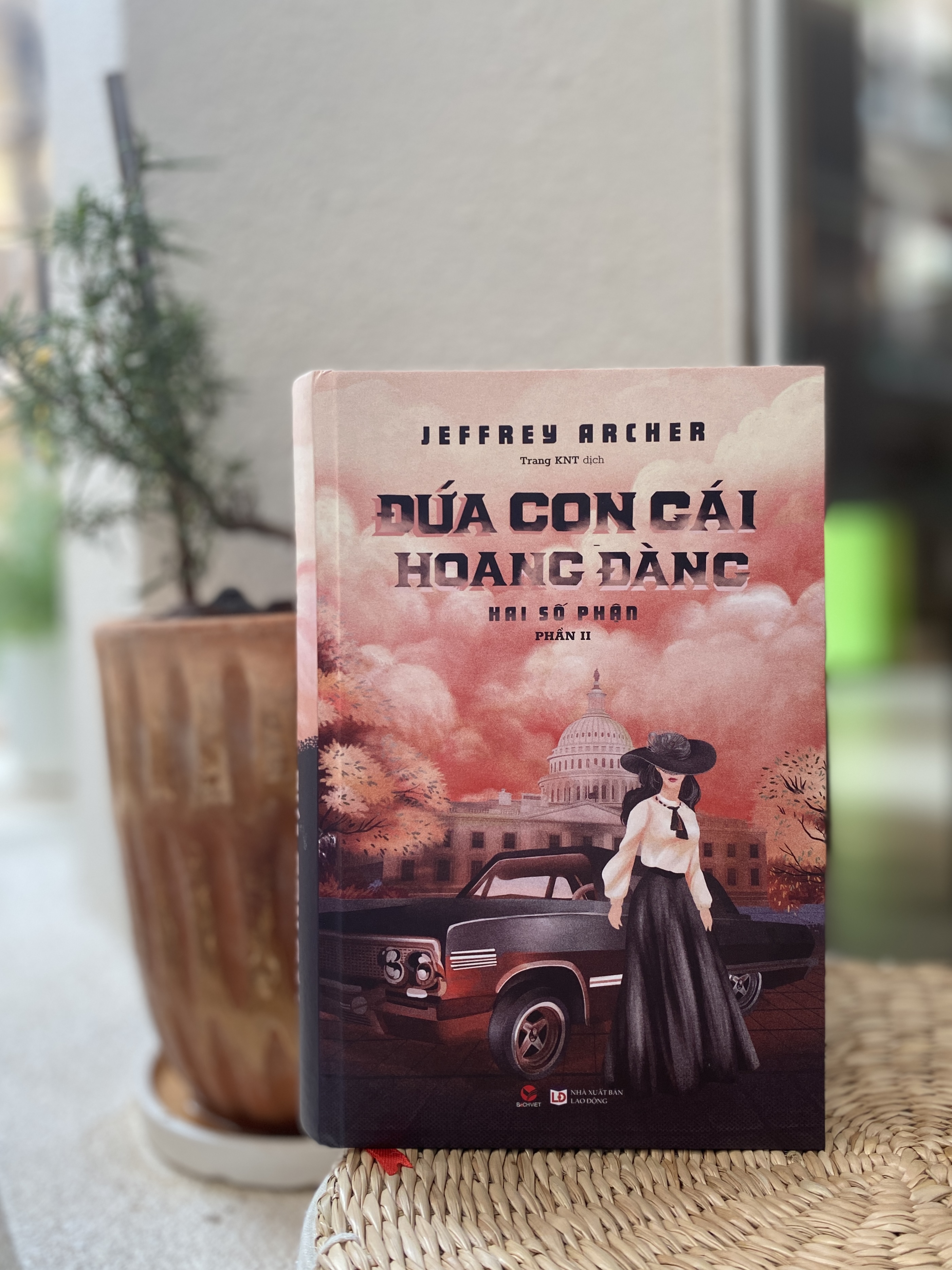 Sách - Đứa con gái hoang đàng (Jeffrey Archer) - Bách việt