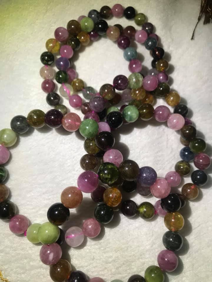 VÒNG PHONG THỦY ĐÁ TOURMALINE TỰ NHIÊN LOẠI ĐẸP ĐẸP 8mm NỮ TẤT CẢ CÁC MỆNH