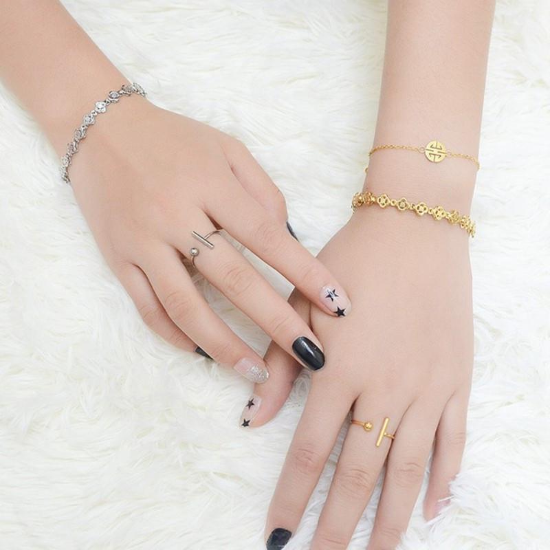 Lắc Tay Hoa Titan Ko Đen Cao Cấp TT 2182