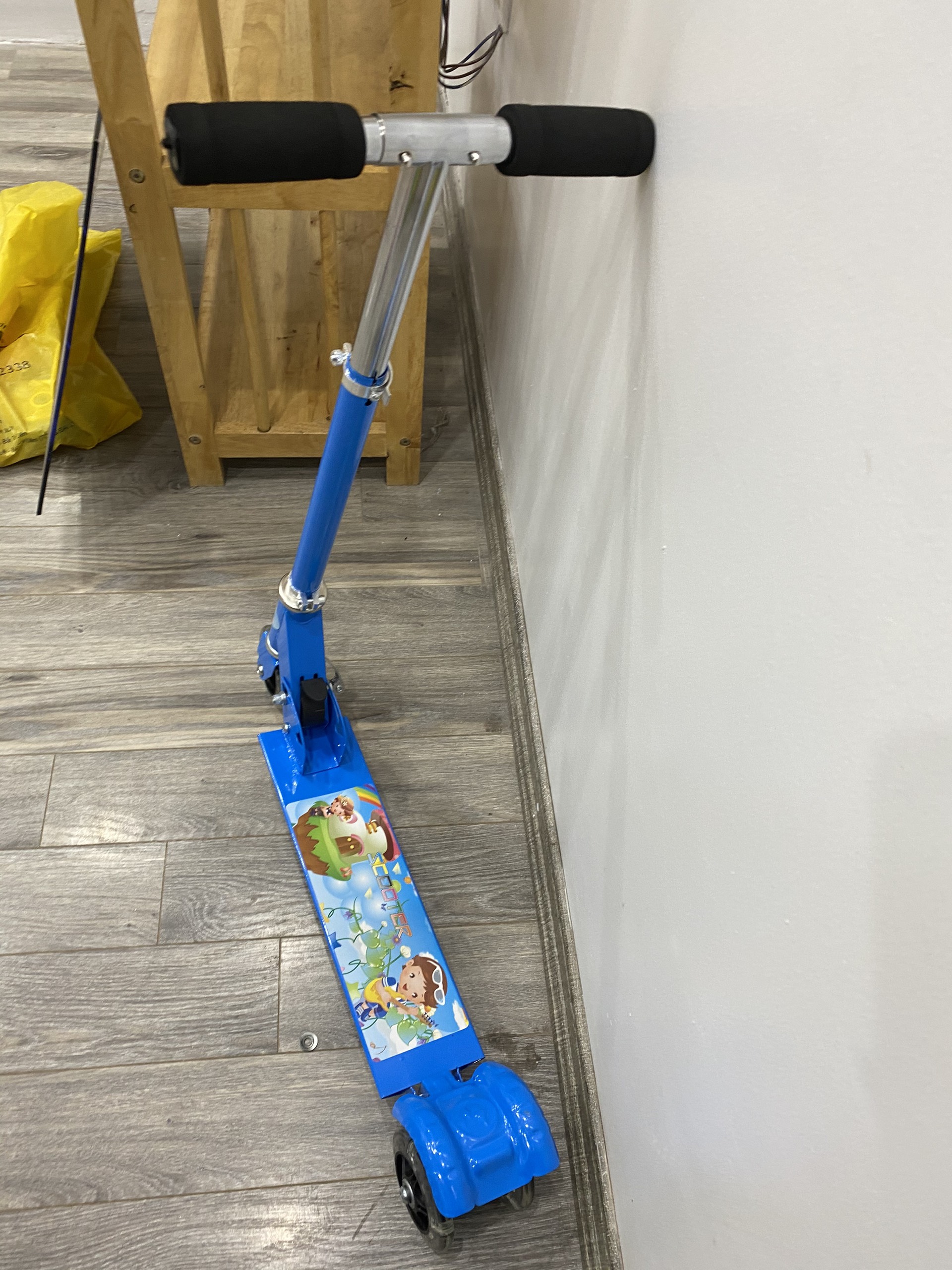 Xe Scooter Cho Bé Centosy 951 Dành Cho Bé Dưới 40Kg, Có Bánh Phát Sáng, Điều Chỉnh Được Chiều Cao