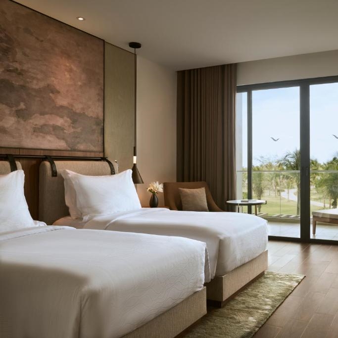 Gói 3N2Đ Movenpick Resort Waverly 5* Phú Quốc - Phòng Sang Trọng, Đón Tiễn Sân Bay, Hồ Bơi Rộng, Bãi Biển Riêng