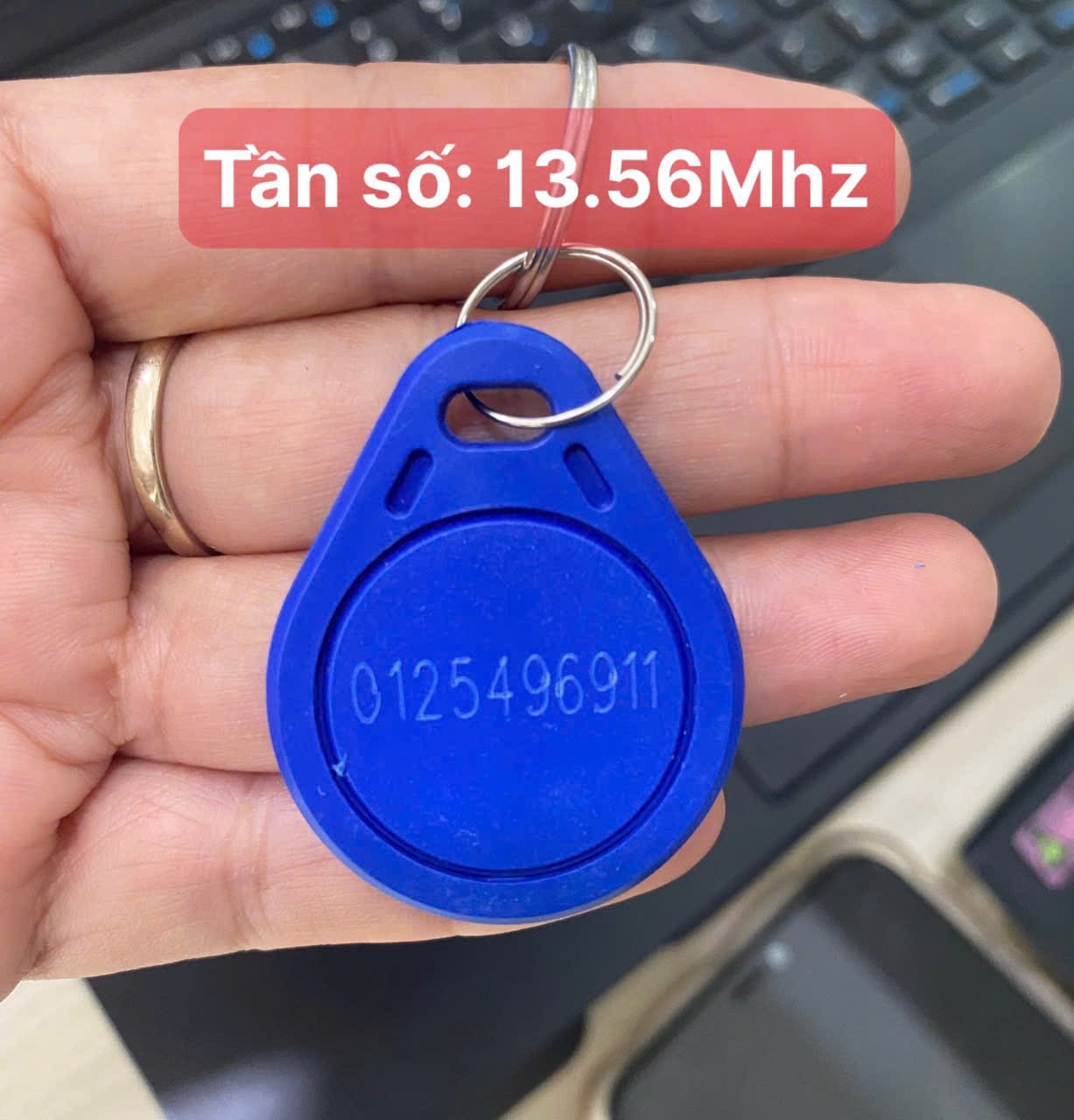 Thẻ từ dạng móc khóa tần số 13.56Mhz (Mifare) - Hàng nhập khẩu