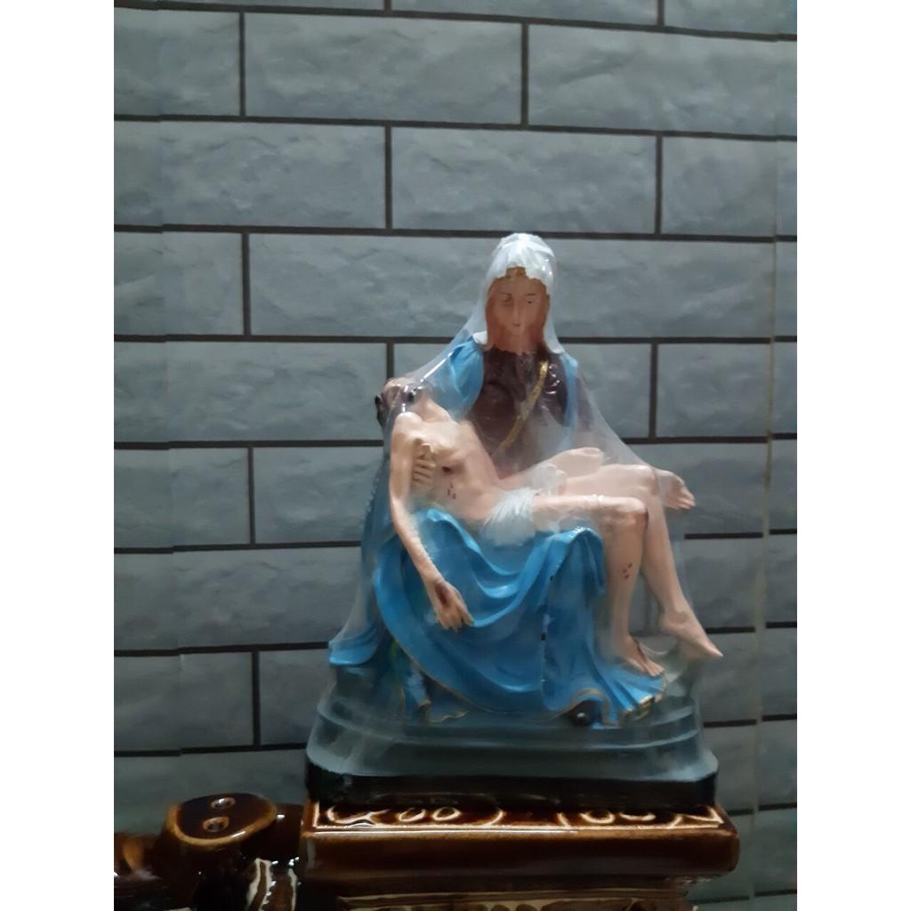 11.Tượng than khóc màu