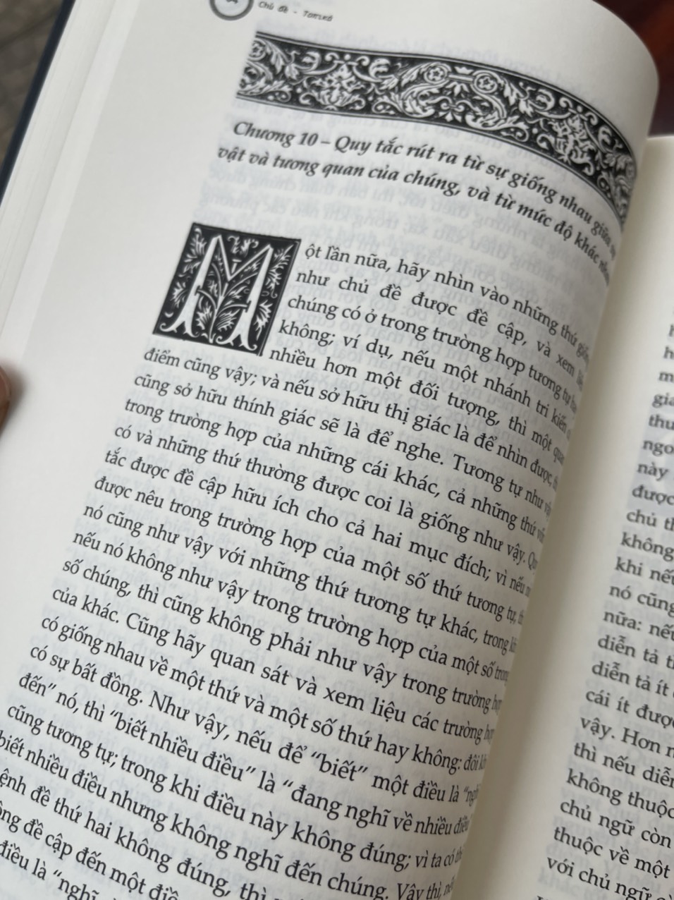 (Bộ 4 cuốn Thế giới quan của Aristotle) - SIÊU HÌNH HỌC, BÀN VỀ LINH HỒN, BIỆN LUẬN, CHỦ ĐỀ - Lyceum – Nxb Đà Nẵng