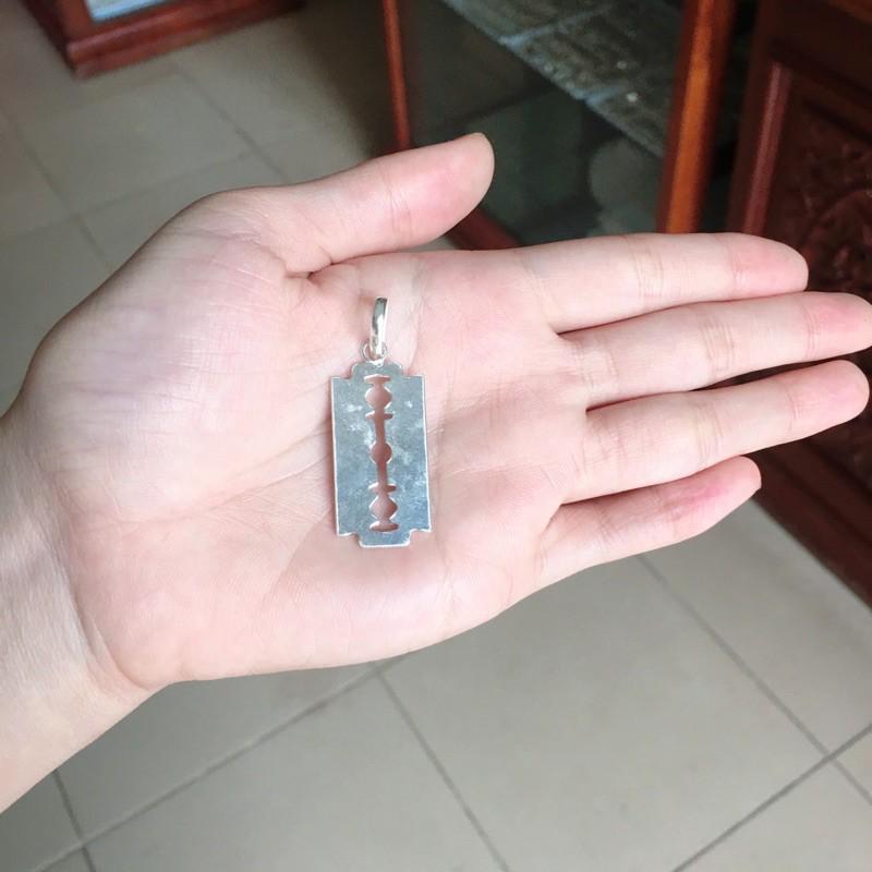 Mặt bạc hình lưỡi lam cho trẻ em và người lớn dài 4-6 cm