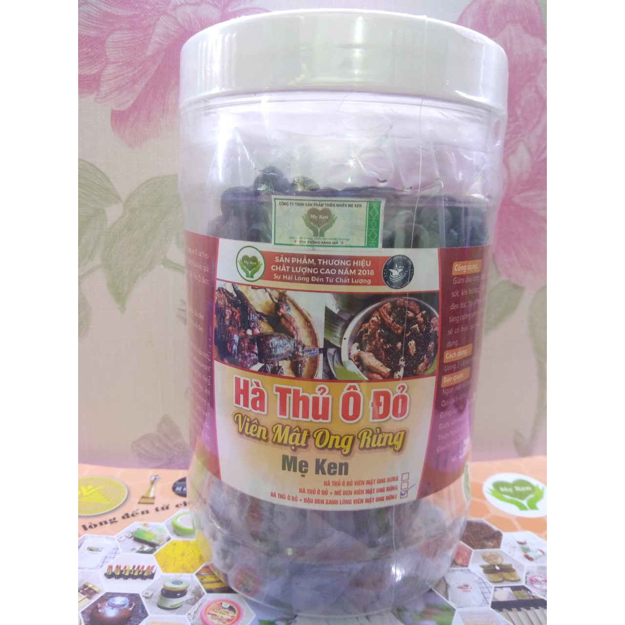 HÀ THỦ Ô ĐỎ MẸ KEN-Loại có thành phần đậu đen xanh lòng giảm nóng trong hộp 500gr