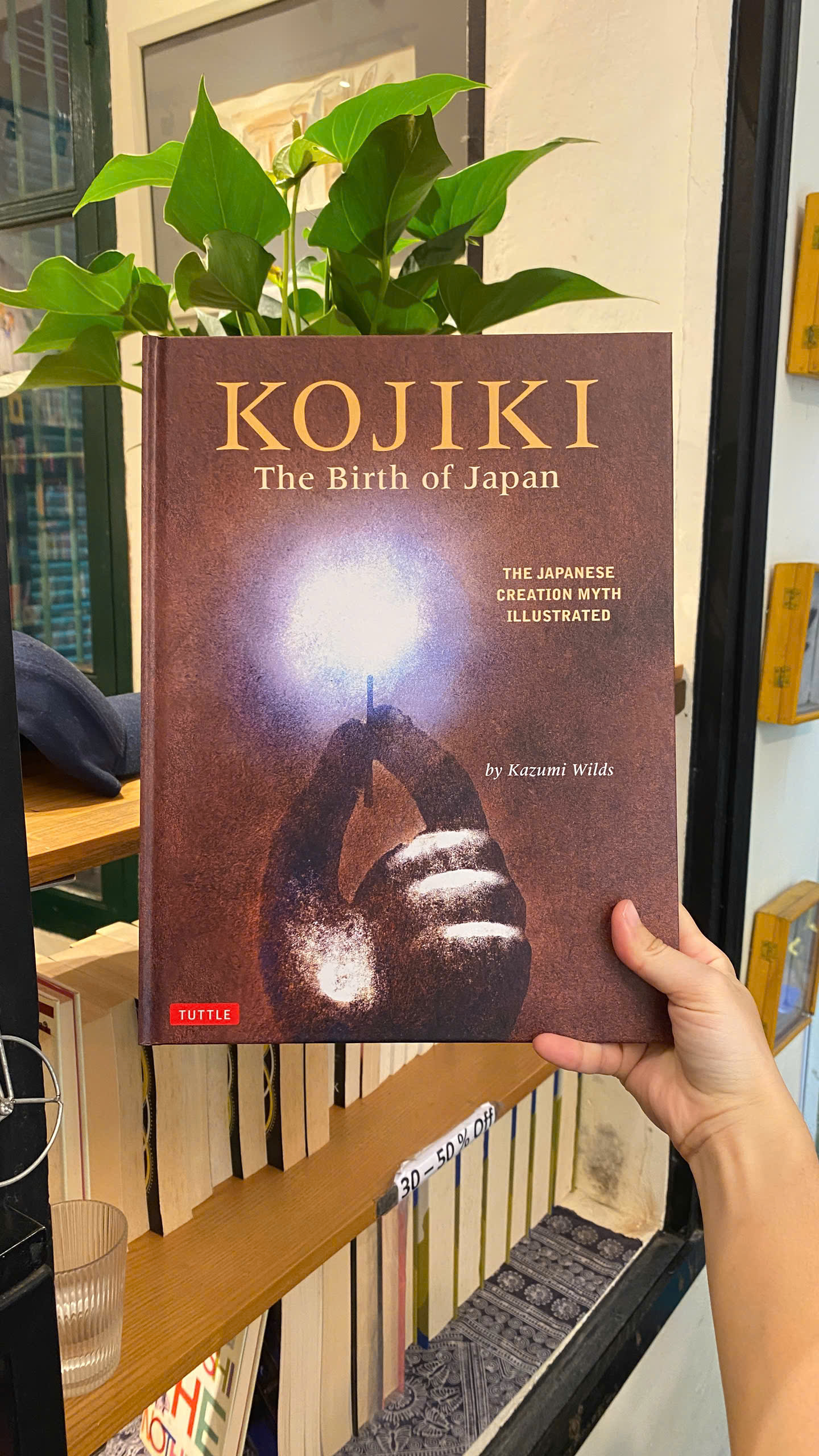 Sách - Kojiki: The Birth of Japan: The Japanese Creation Myth Illustrated | Ngoại văn Bìa cứng