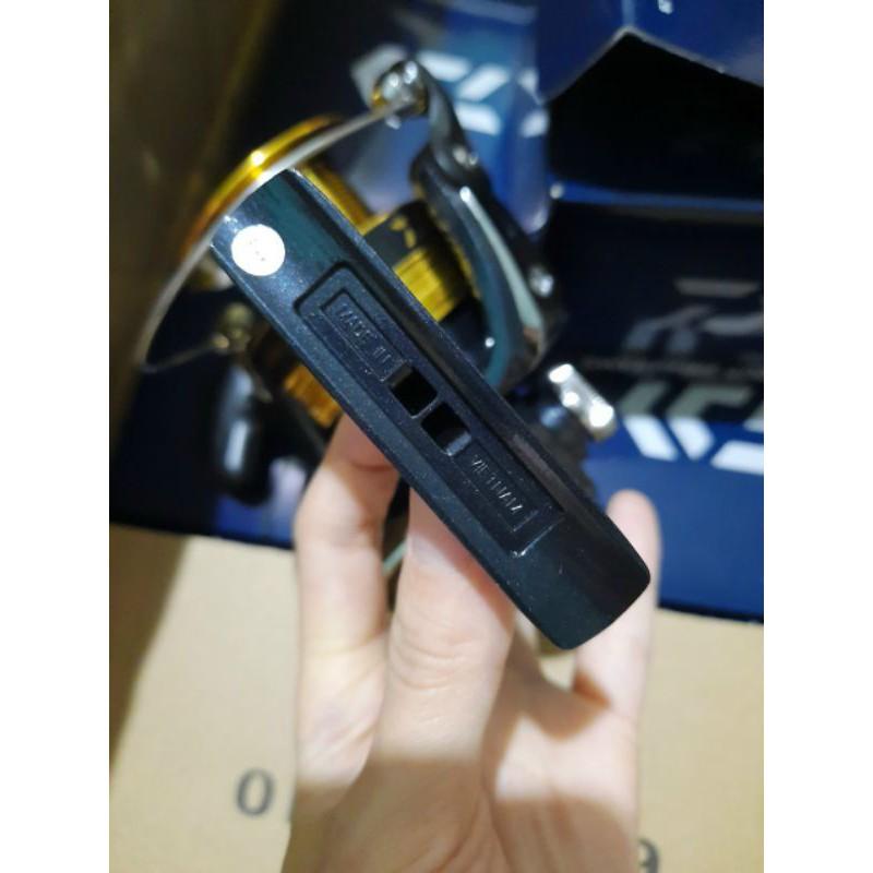 Máy câu cá sweepfire daiwa 2500 - 4000