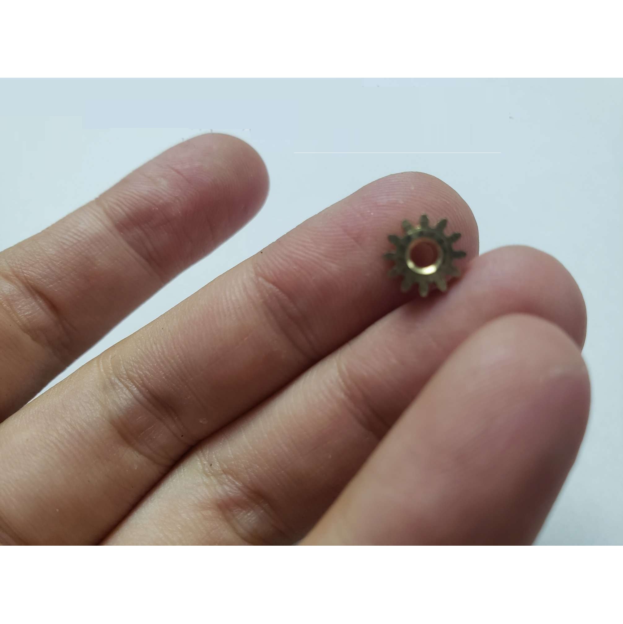 Bánh răng đồng 12 răng lỗ trục 2.3mm dùng để nối trục động cơ