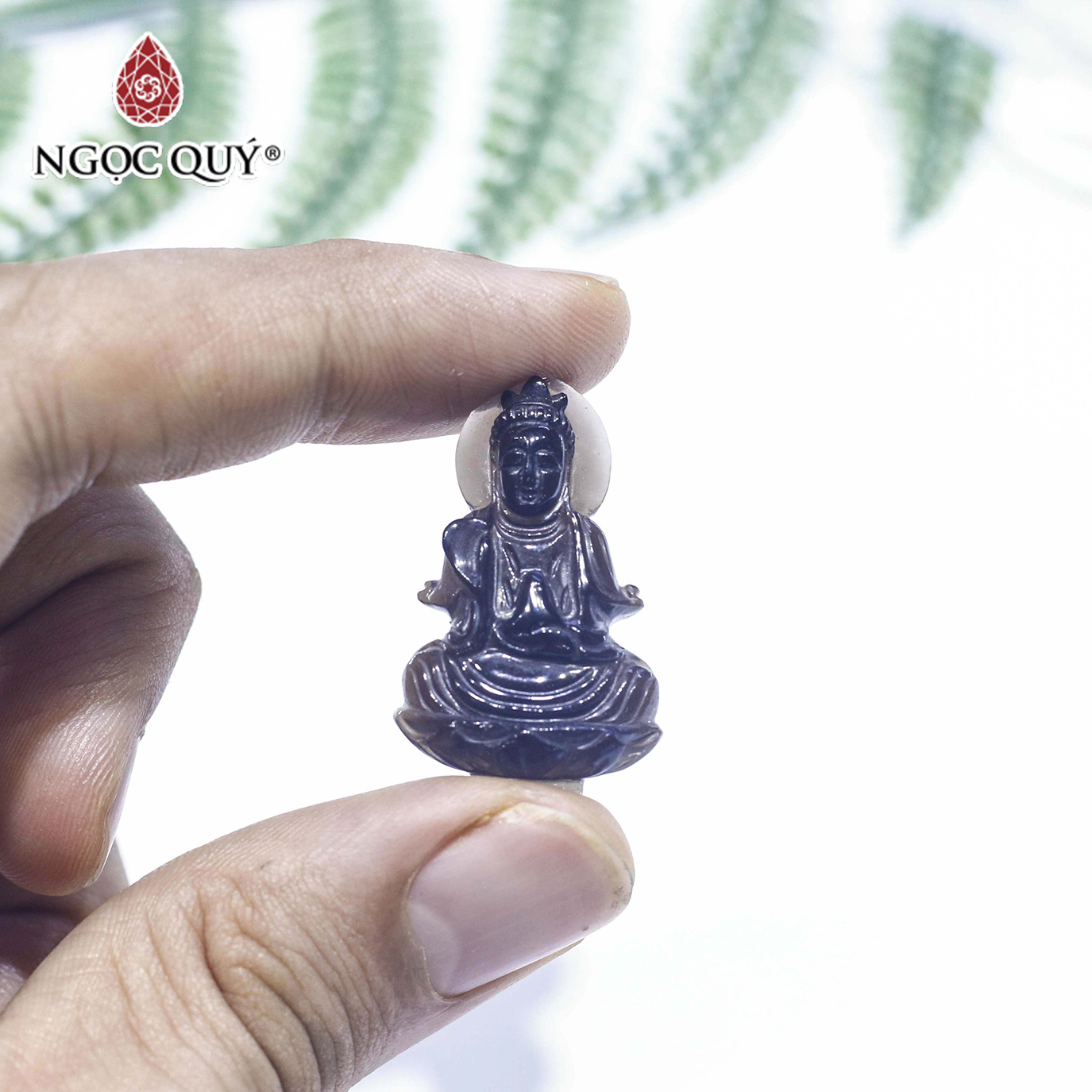 Mặt dây chuyền phật bà quan âm đá thạch anh khói thủy, kim - Ngọc Quý Gemstones