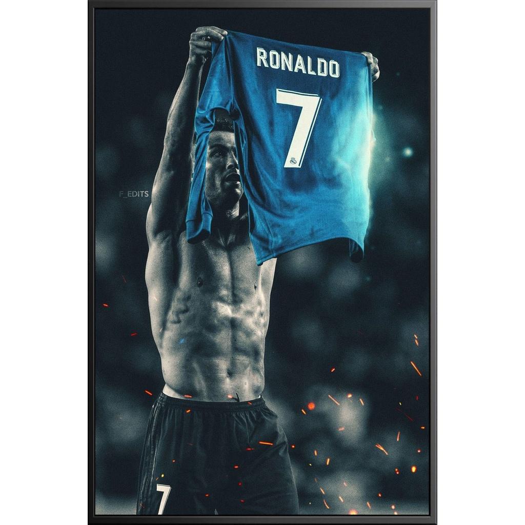 Tranh canvas treo tường RONALDO R7 + khung composite và đinh treo – decor phòng đẹp và ấn tượng