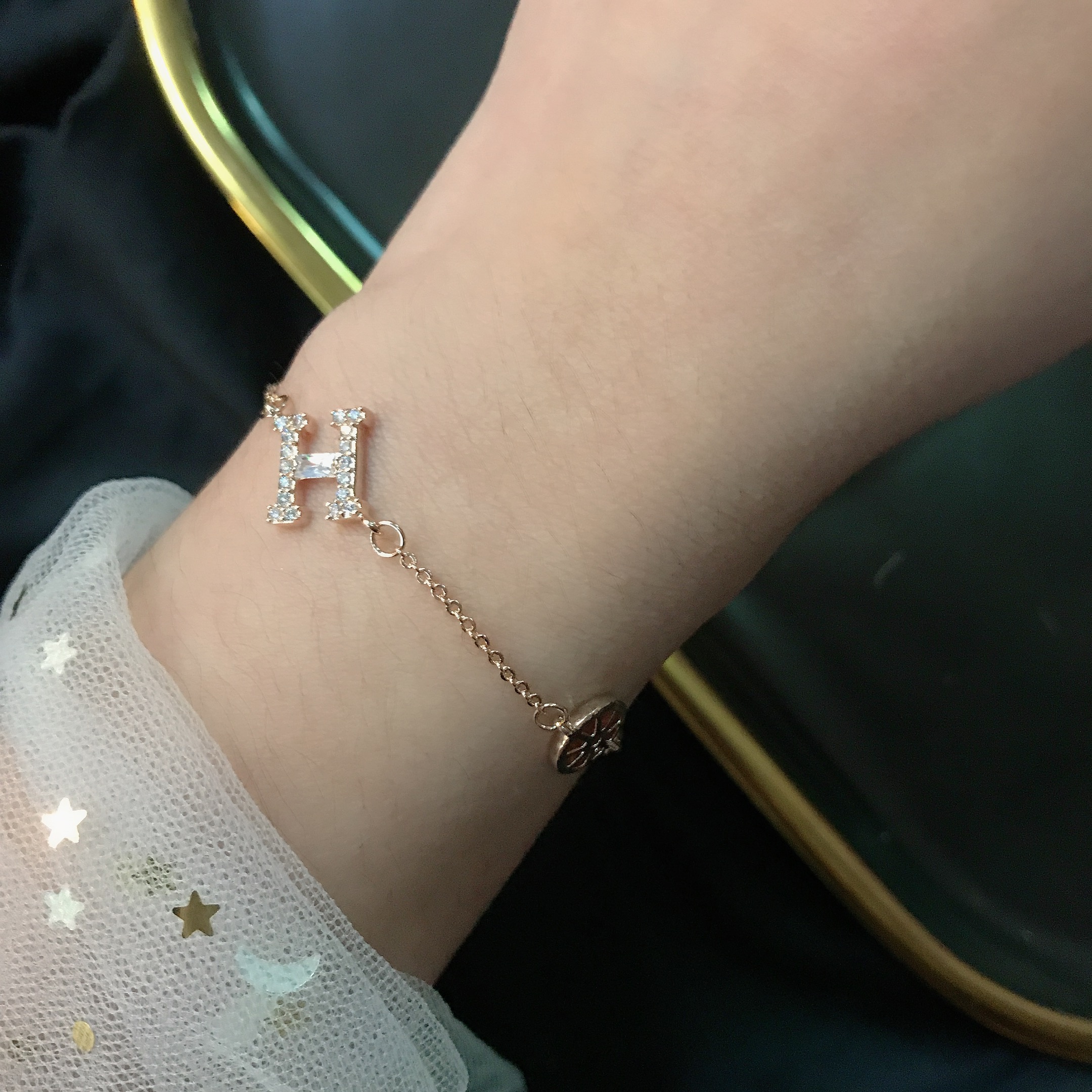 Lắc tay nữ xi vàng dây nhuyễn kiểu chữ H đính hột lấp lánh, siêu xinh, siêu đáng yêu - 290LTHV-037