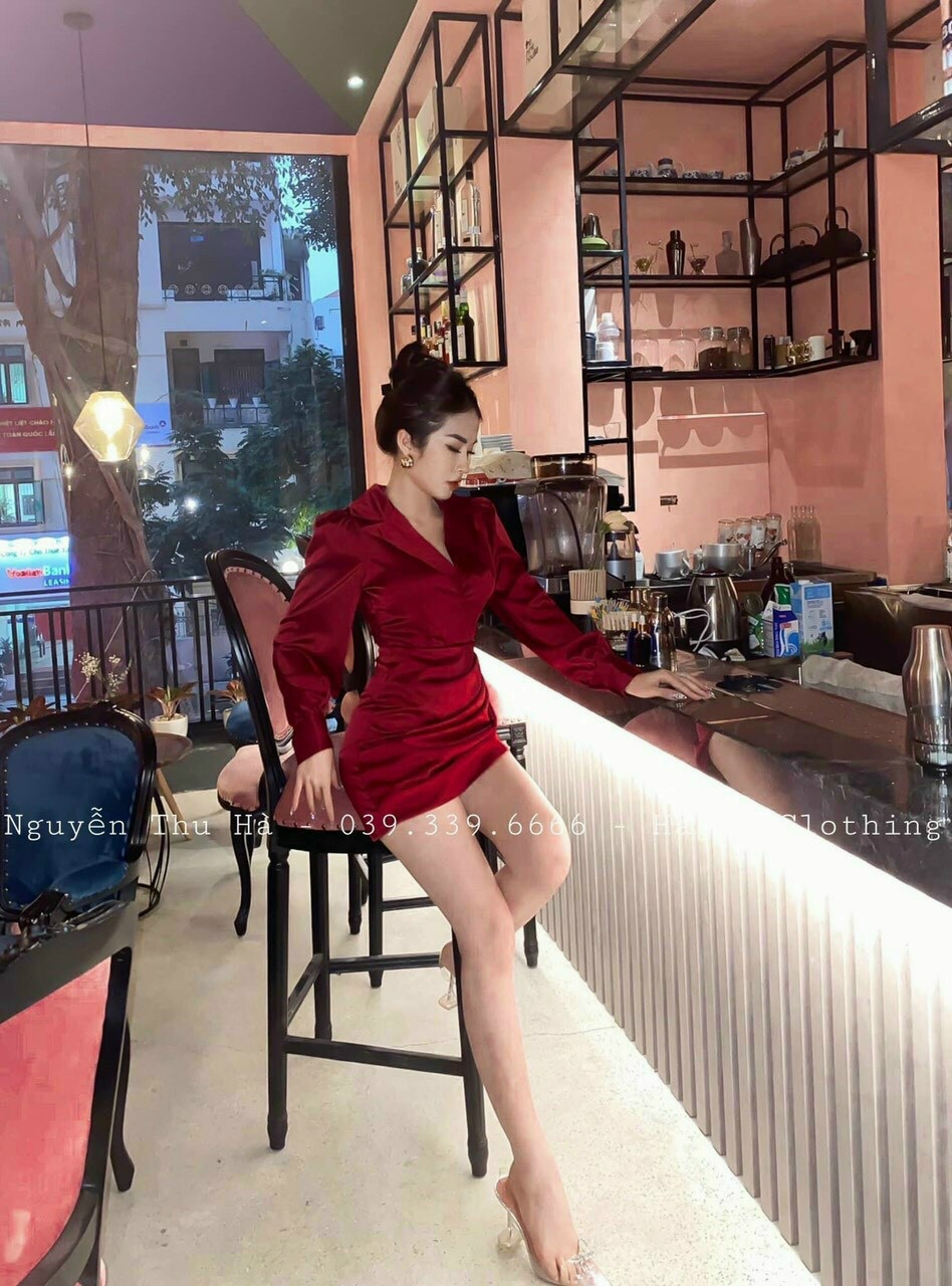 Đầm body tay dài cài khuy thời trang cực nữ tính