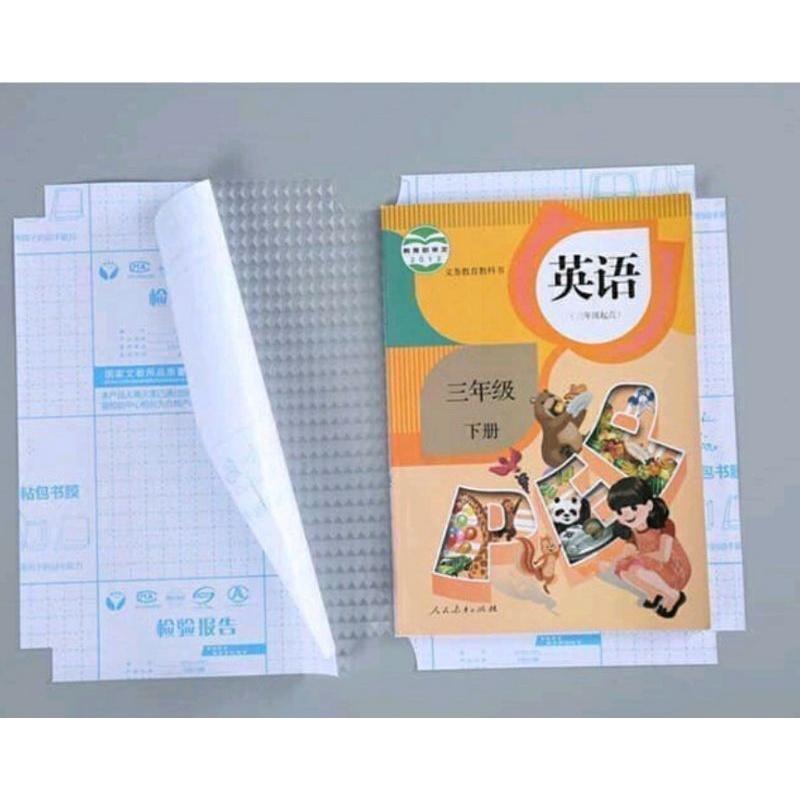 Combo 30 Decal bọc sách, bọc vở trong suốt chống thấm kích thước 43x30 và 28x38, 47x34