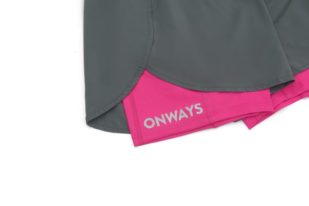 QUẦN THỂ THAO THỜI TRANG ONWAYS NỮ 2 LAYERS SHORT W23002 WOMEN