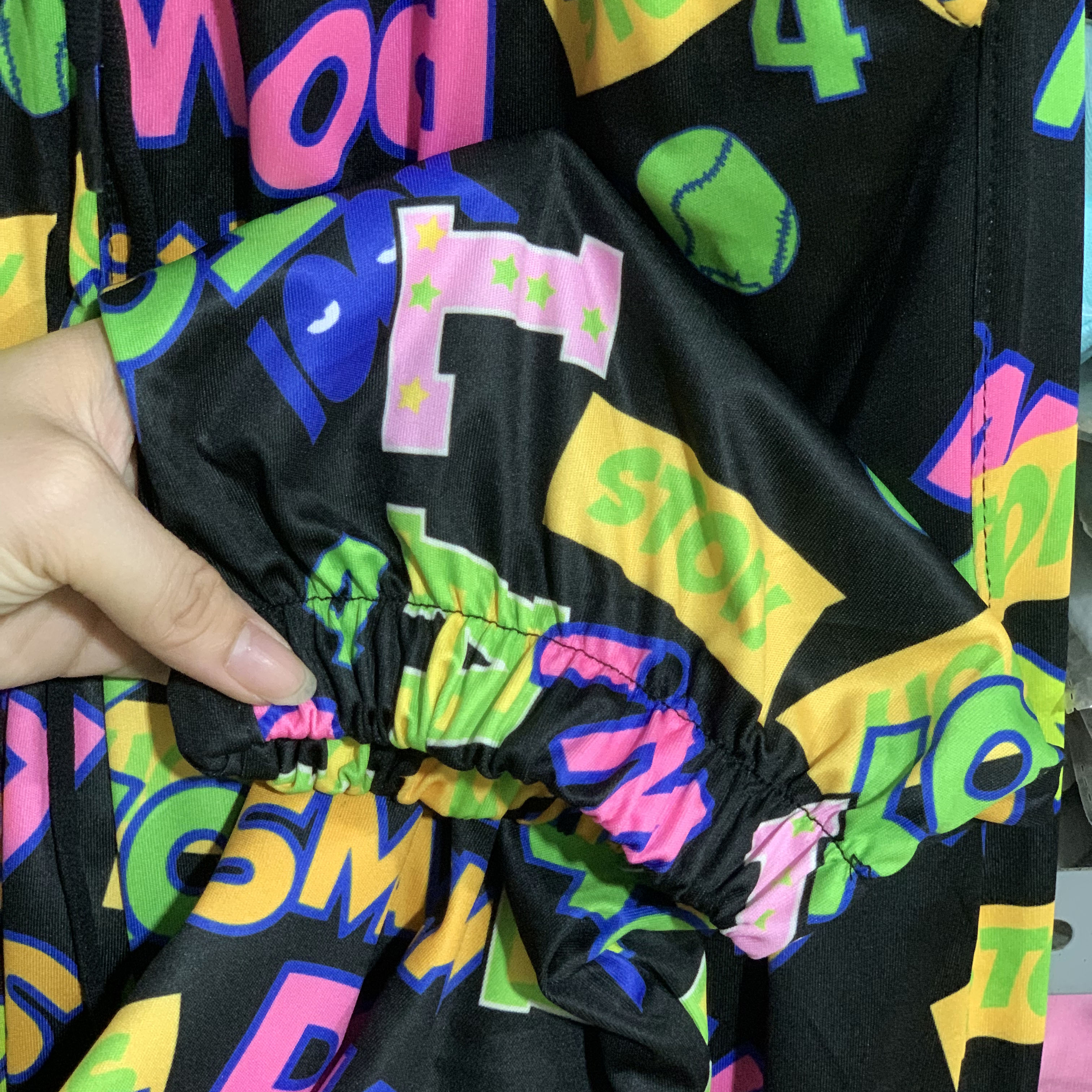 Quần Hoạt Hình Dài Bo Lai Snack Pow Cartoon Pant V2 Oversize Ulzzang Unisex - MM