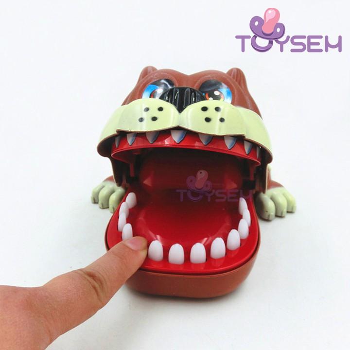Đồ chơi chó cắn tay cho trẻ em từ 3 tuổi trở lên rèn luyện tính nhanh nhẹn cho bé