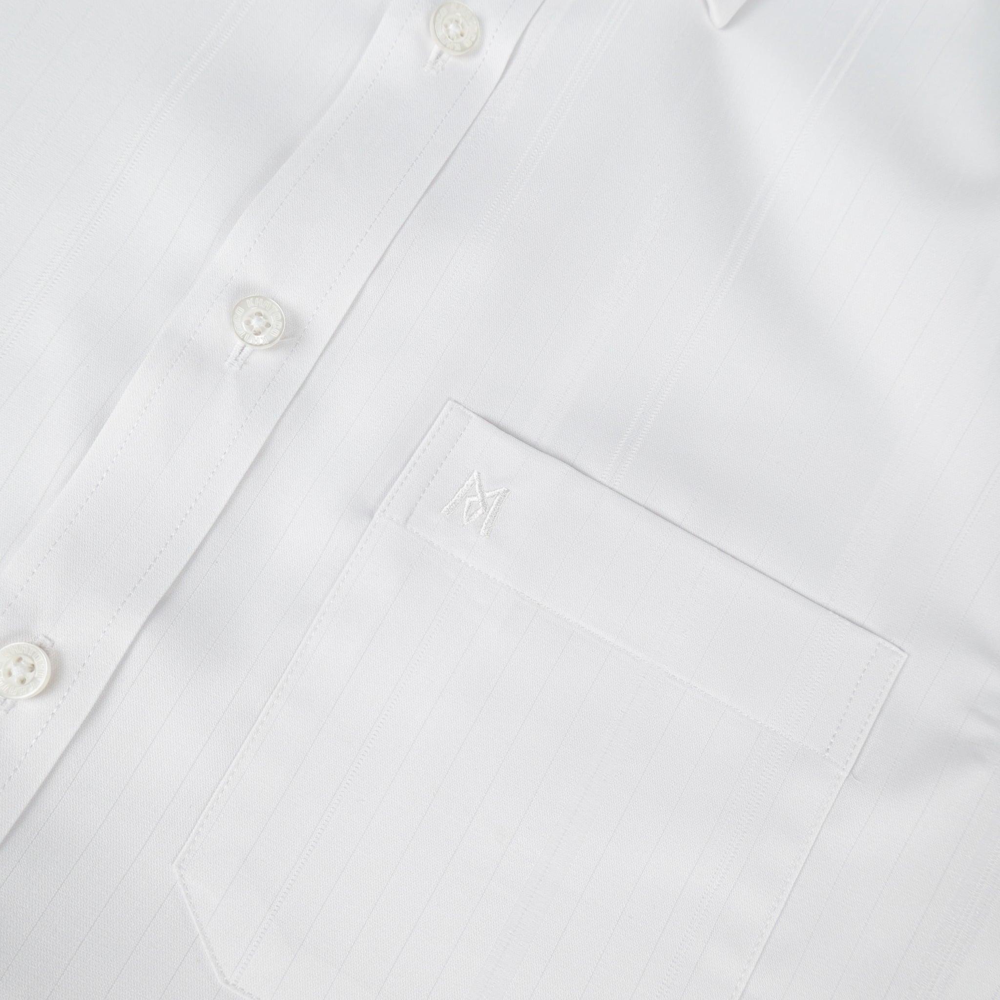 Áo sơ mi nam KHATOCO Tailor Fit ngắn tay A1MN498T2-CNTR757-2704-N