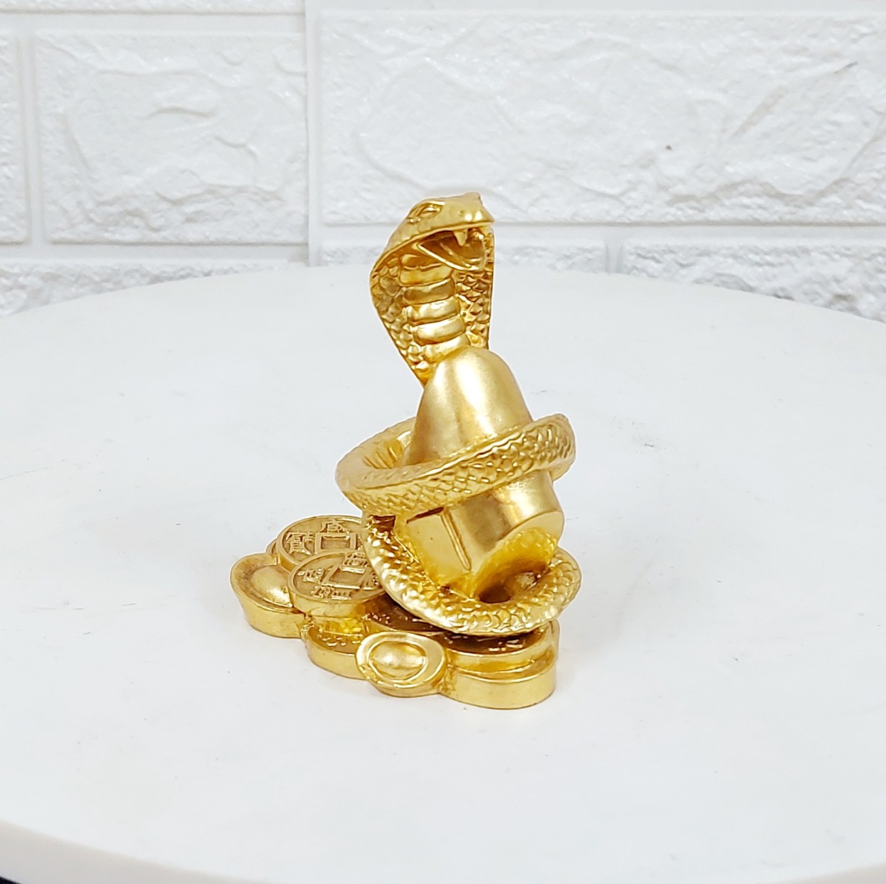 Tượng rắn bằng đồng mạ vàng 24K