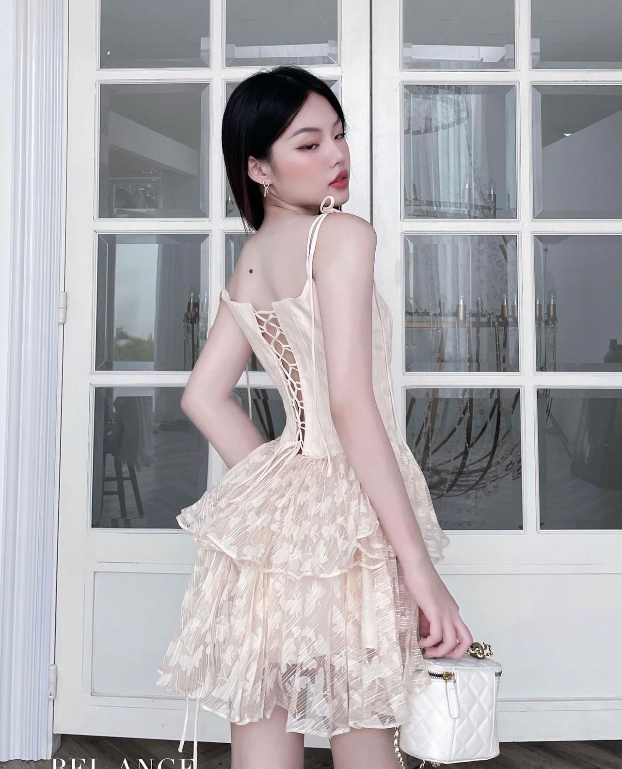 ĐẦM NGẮN DÂY CỔ U BÈO BỒNG REN XÒE ÔM EO BODY SUÔNG TRƠN HOA ĐI TIỆC ĐI CHƠI DẠO PHỐ