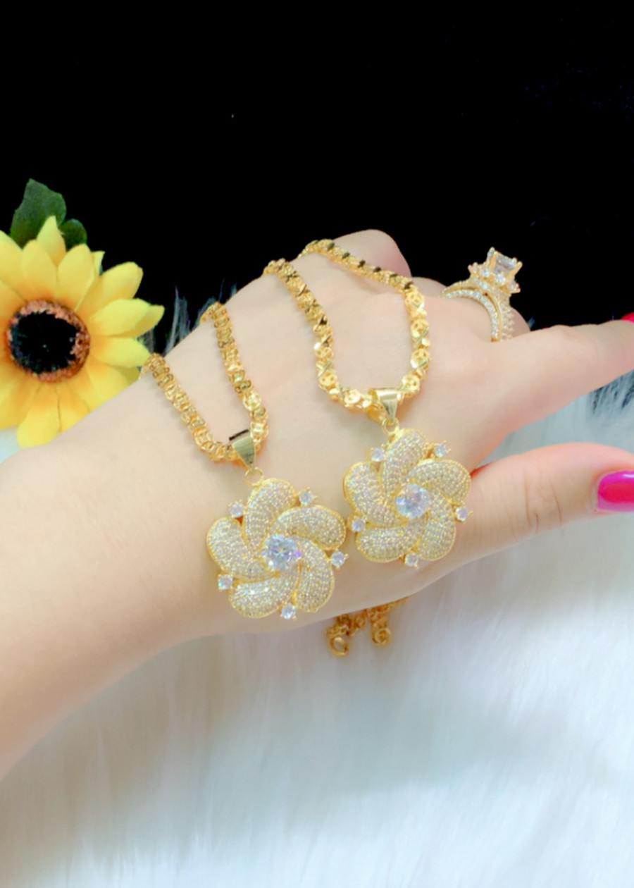 Dây chuyền nữ bông xoàn dát vàng 18k mã EKP002