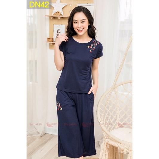 Đồ Bộ Mặc Nhà Chất Đũi Lụa Thêu Hoa Siêu Mềm Mịn Siêu Mát, Quần Lửng Cao Cấp Chính Hãng