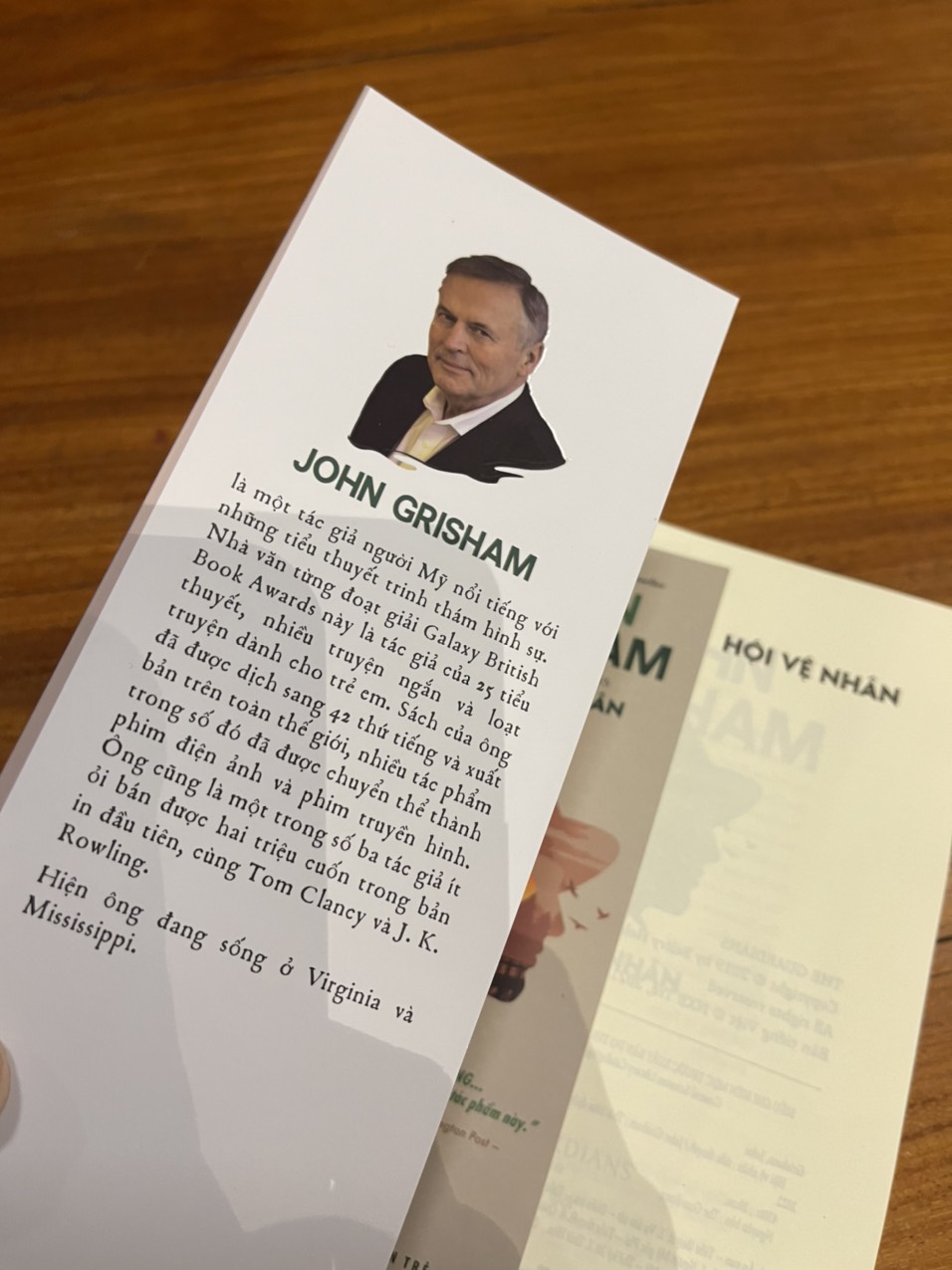 HÃNG LUẬT - John Grisham- Nxb Trẻ - Bìa mềm