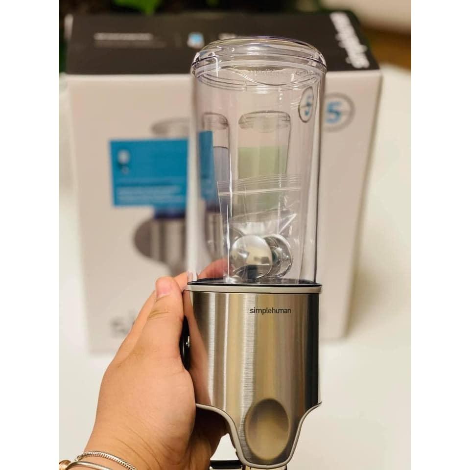 SET ĐÔI bình đựng sữa tắm, nước gội đầu Simplehuman