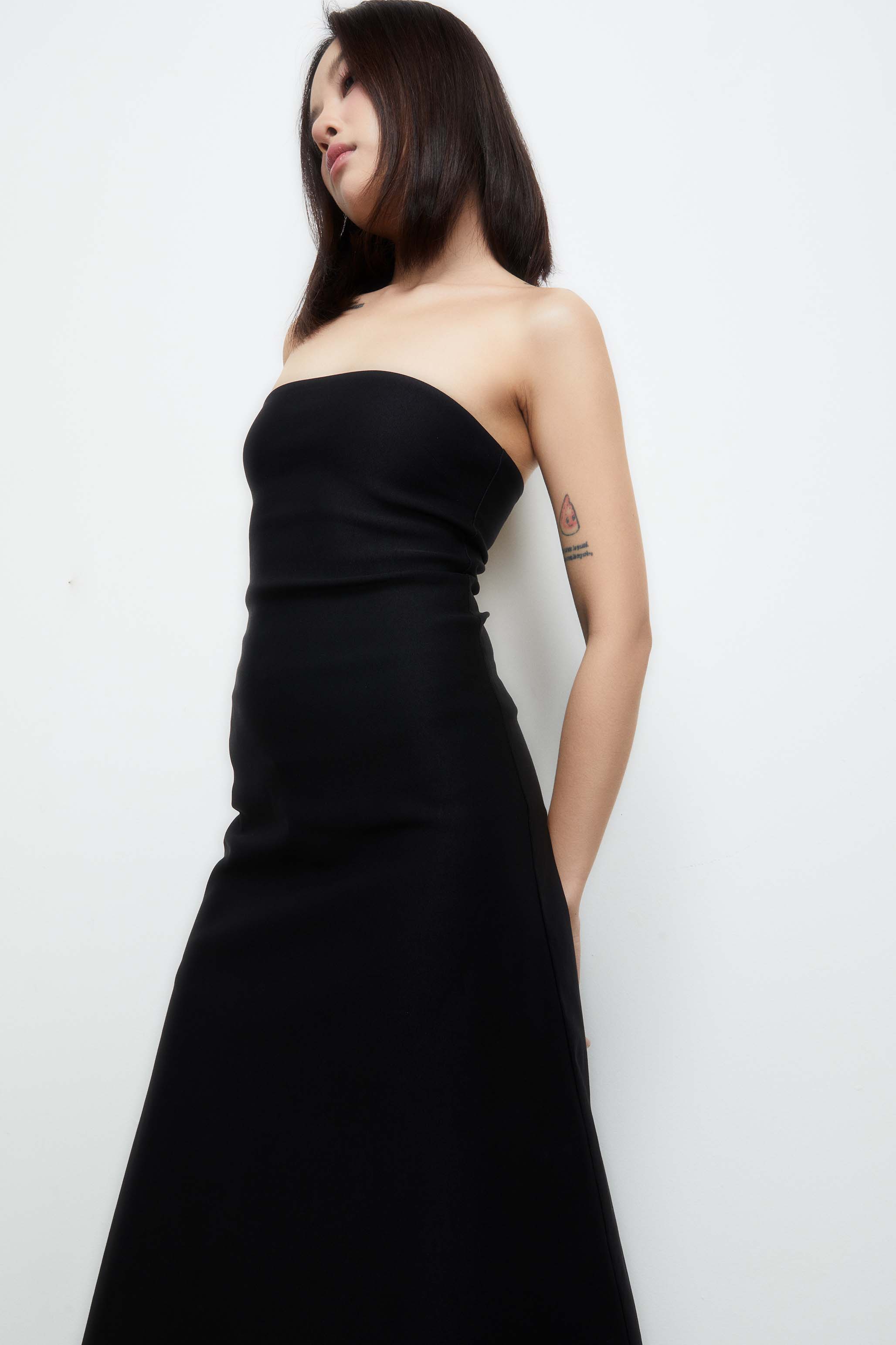 DOTTIE - Đầm ống dáng dài D0459