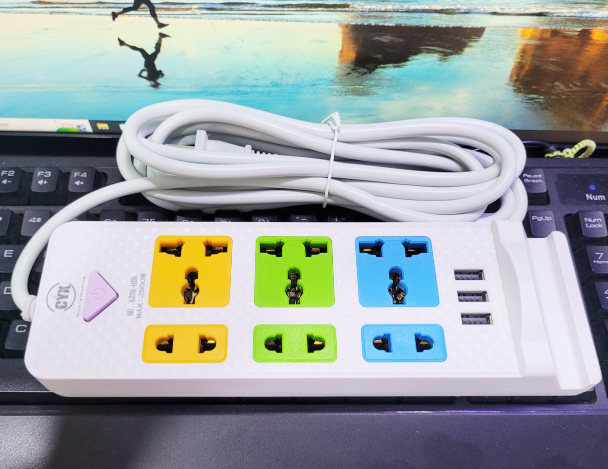Ổ CẮM ĐIỆN CYX K208 DÂY ĐỒNG NGUYÊN CHẤT 3M VỚI 4 CỔNG USB