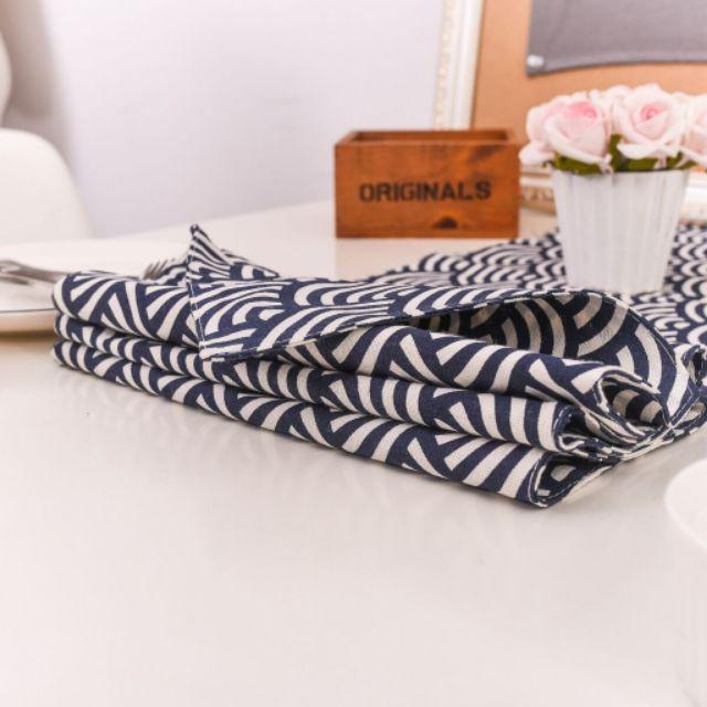 Khăn bàn runner họa tiết vảy rồng