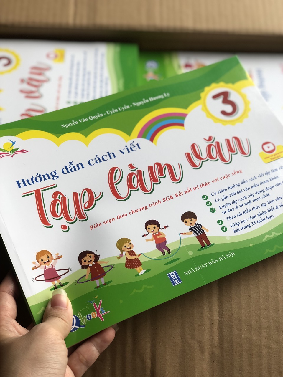 Sách - Hướng dẫn cách viết TẬP LÀM VĂN Lớp 3 - Kết nối tri thức với cuộc sống - Cả năm