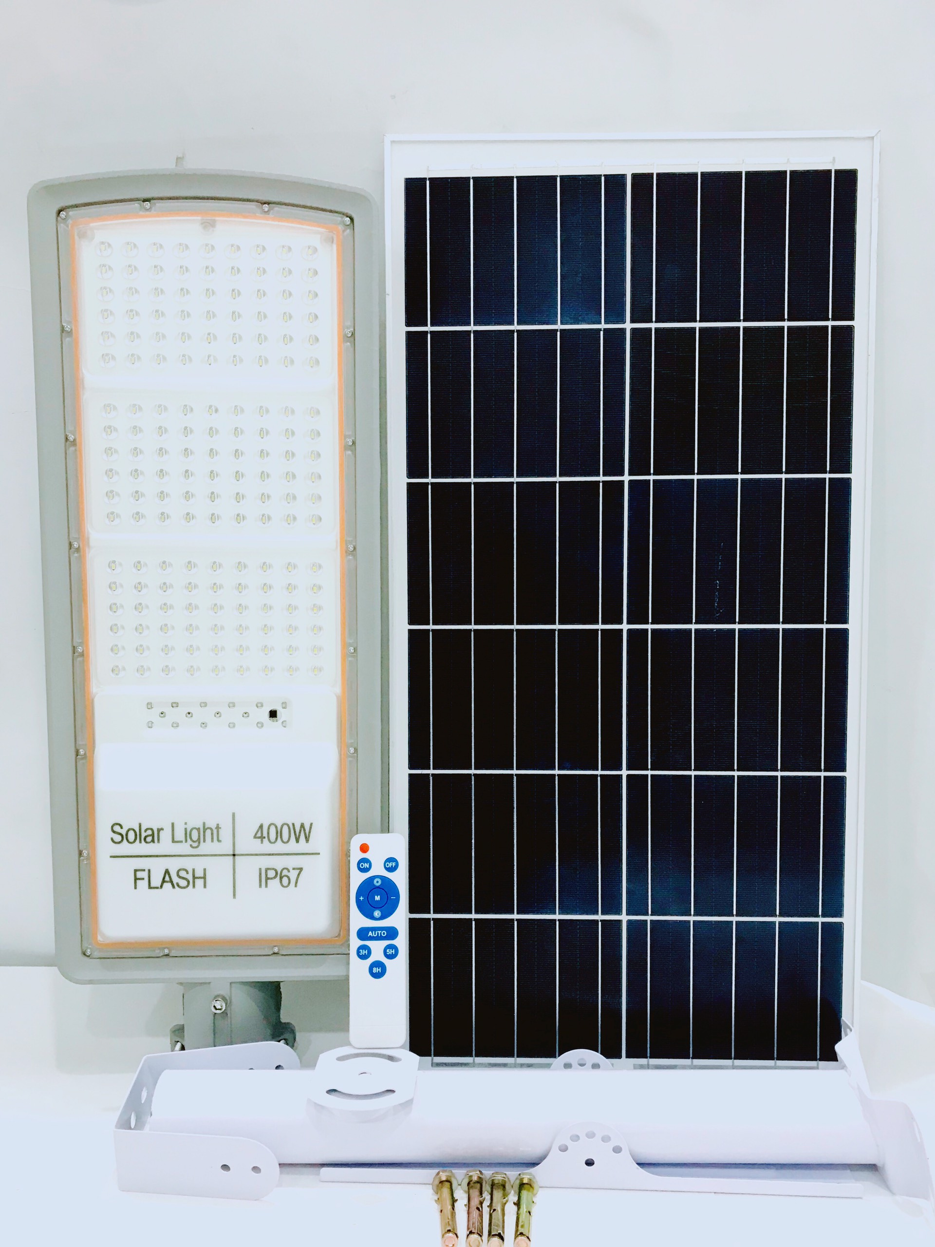 Đèn năng lượng mặt trời rời thể 400W MK-68400