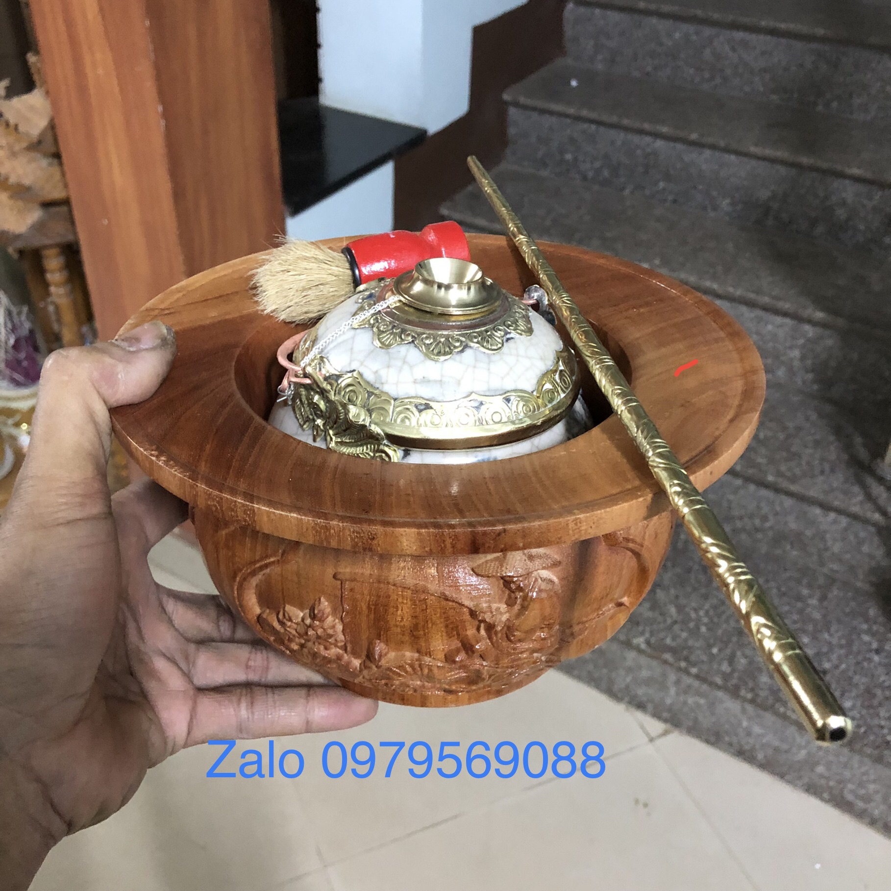 Đieu bát gỗ quả men rạn tặng kèm chổi quét