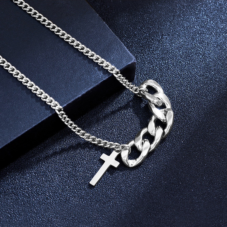 Vòng cổ nam chữ thập cá tính