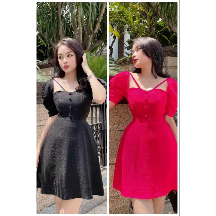 Đầm xoè cổ vuông tay phồng đính nút bọc