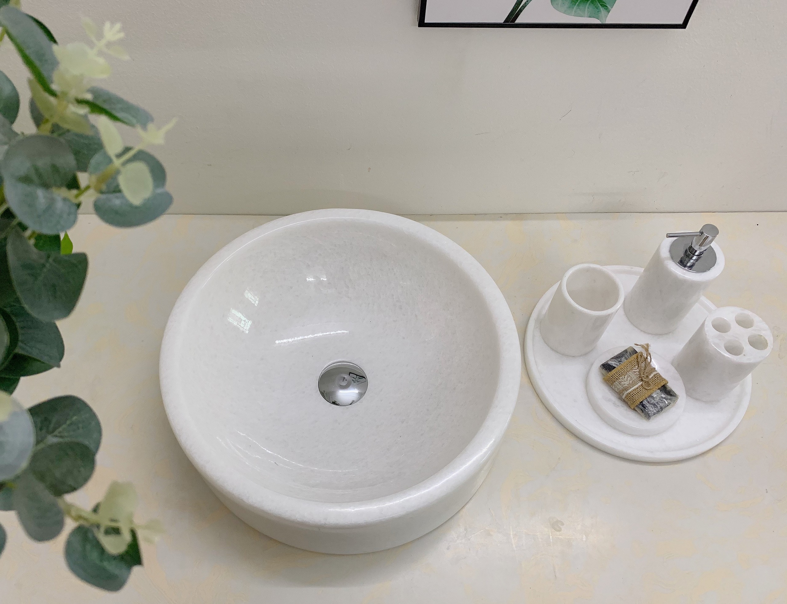 LAVABO ĐẶT BÀN ĐÁ ĐÁ TỰ NHIÊN TRÒN ĐÁY THẲNG MÀU TRẮNG Ý BST67