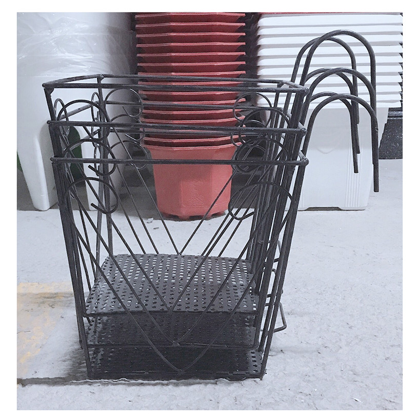 3 Giỏ Sắt 24x23cm Hình Vuông Màu ĐEN Treo Chậu Hoa Lan Can Ban Công