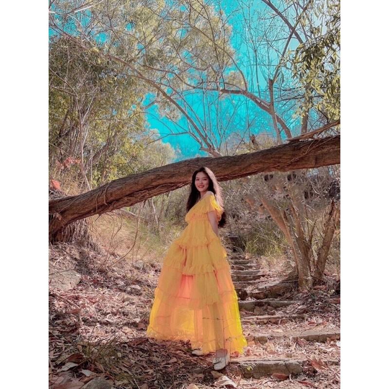 Đầm Maxi tầng vàng bẹt vai